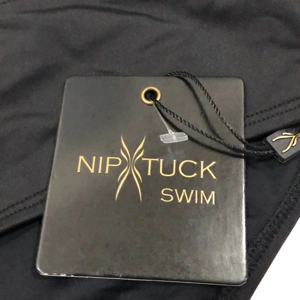 NIP TUCK | Swim